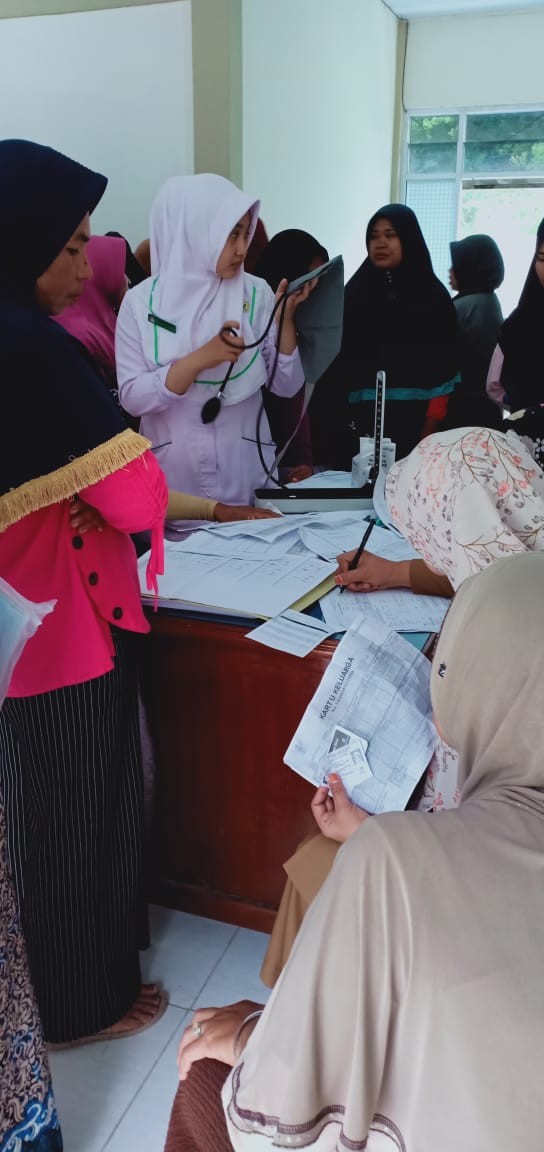 PELAYANAN SAFARI KB dan PEMERIKSAAN IVA TEST DI PUSKESMAS BUKIT SILEH